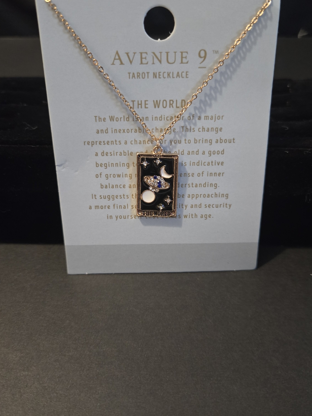 ✨ Avenue 9 Tarot Necklace The World NWT